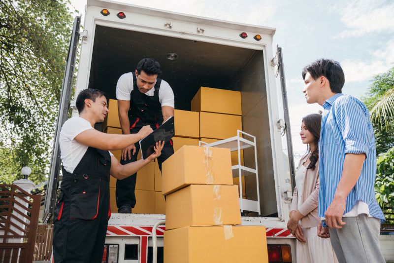 Long Distance Moving in Port Saint Lucie, FL